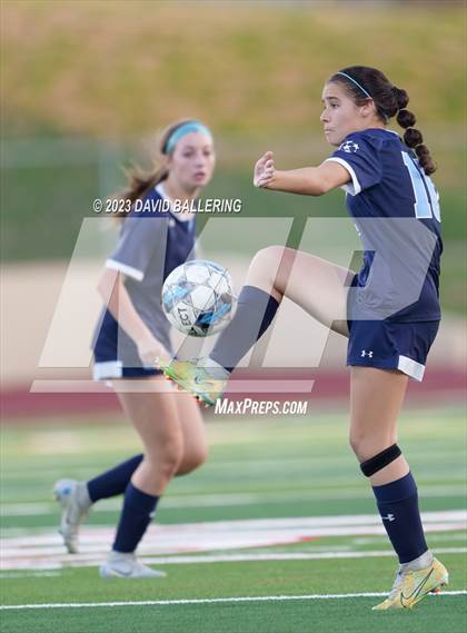 Thumbnail 2 in Bell vs. Keller Central (UIL Bi-District Playoff) photogallery.