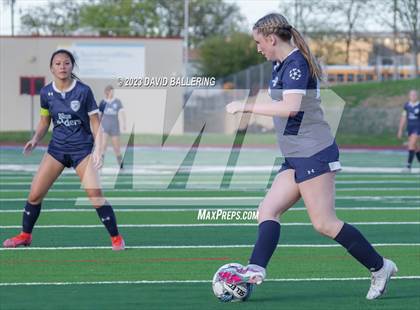 Thumbnail 1 in Bell vs. Keller Central (UIL Bi-District Playoff) photogallery.