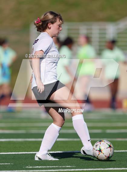 Thumbnail 3 in Bell vs. Keller Central (UIL Bi-District Playoff) photogallery.