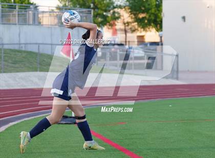 Thumbnail 1 in Bell vs. Keller Central (UIL Bi-District Playoff) photogallery.