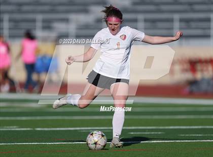 Thumbnail 1 in Bell vs. Keller Central (UIL Bi-District Playoff) photogallery.