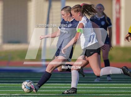 Thumbnail 3 in Bell vs. Keller Central (UIL Bi-District Playoff) photogallery.