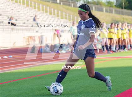 Thumbnail 1 in Bell vs. Keller Central (UIL Bi-District Playoff) photogallery.