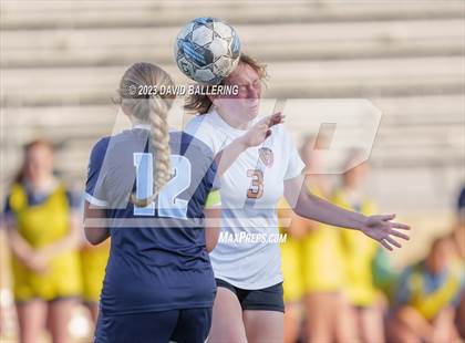 Thumbnail 2 in Bell vs. Keller Central (UIL Bi-District Playoff) photogallery.