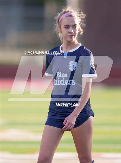 Thumbnail 2 in Bell vs. Keller Central (UIL Bi-District Playoff) photogallery.