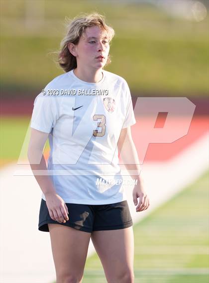 Thumbnail 2 in Bell vs. Keller Central (UIL Bi-District Playoff) photogallery.