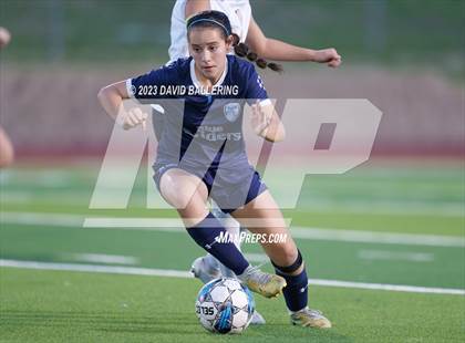 Thumbnail 3 in Bell vs. Keller Central (UIL Bi-District Playoff) photogallery.
