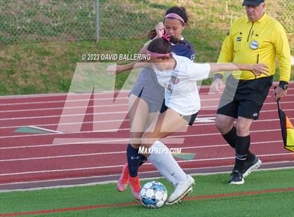 Thumbnail 3 in Bell vs. Keller Central (UIL Bi-District Playoff) photogallery.