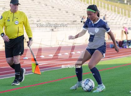 Thumbnail 1 in Bell vs. Keller Central (UIL Bi-District Playoff) photogallery.