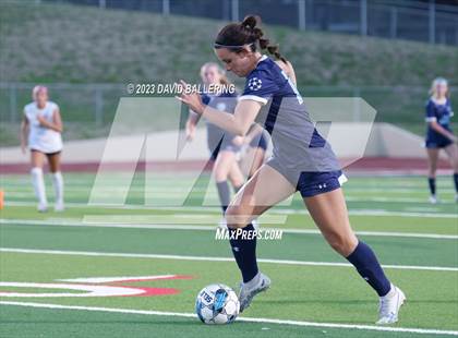 Thumbnail 3 in Bell vs. Keller Central (UIL Bi-District Playoff) photogallery.