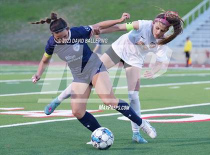 Thumbnail 1 in Bell vs. Keller Central (UIL Bi-District Playoff) photogallery.