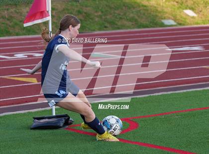 Thumbnail 2 in Bell vs. Keller Central (UIL Bi-District Playoff) photogallery.