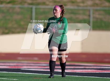 Thumbnail 3 in Bell vs. Keller Central (UIL Bi-District Playoff) photogallery.