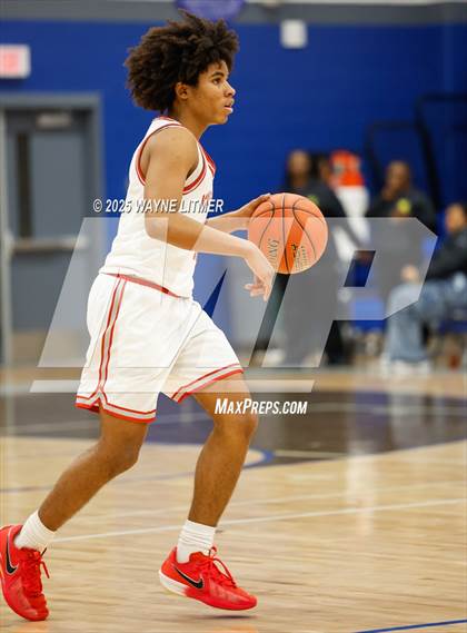 Thumbnail 1 in Taft vs Waggener photogallery.