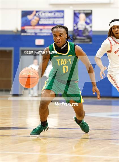 Thumbnail 3 in Taft vs Waggener photogallery.