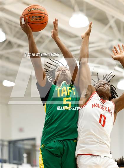 Thumbnail 2 in Taft vs Waggener photogallery.