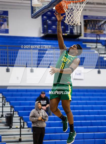 Thumbnail 1 in Taft vs Waggener photogallery.