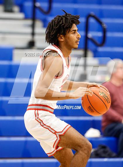 Thumbnail 3 in Taft vs Waggener photogallery.