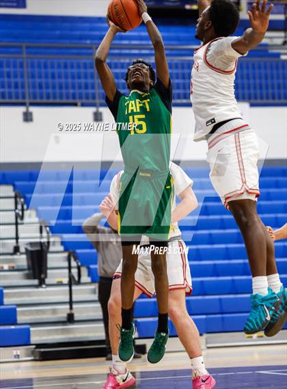 Thumbnail 1 in Taft vs Waggener photogallery.