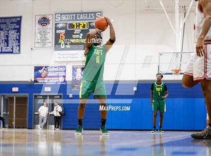 Thumbnail 3 in Taft vs Waggener photogallery.