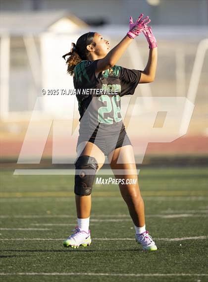 Thumbnail 3 in Highland @ Palmdale photogallery.