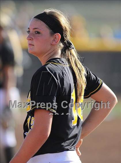 Thumbnail 3 in McPherson @ Andale/Garden Plain (4A Regional Final) photogallery.