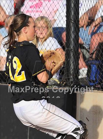 Thumbnail 1 in McPherson @ Andale/Garden Plain (4A Regional Final) photogallery.