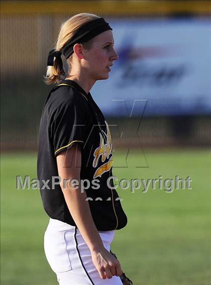 Thumbnail 3 in McPherson @ Andale/Garden Plain (4A Regional Final) photogallery.