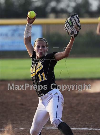 Thumbnail 2 in McPherson @ Andale/Garden Plain (4A Regional Final) photogallery.