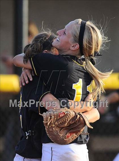 Thumbnail 3 in McPherson @ Andale/Garden Plain (4A Regional Final) photogallery.