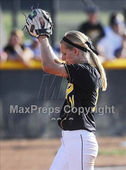 Thumbnail 3 in McPherson @ Andale/Garden Plain (4A Regional Final) photogallery.
