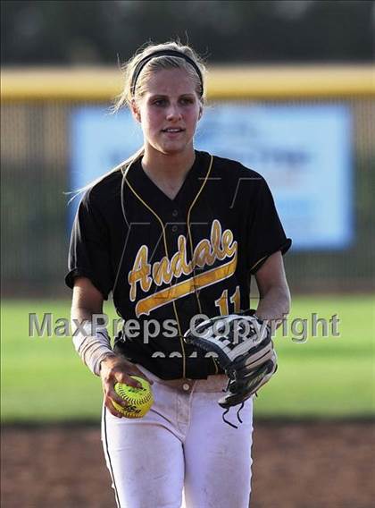 Thumbnail 2 in McPherson @ Andale/Garden Plain (4A Regional Final) photogallery.