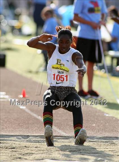 Thumbnail 2 in 45th Arcadia Invitational (Girls Field Events) photogallery.