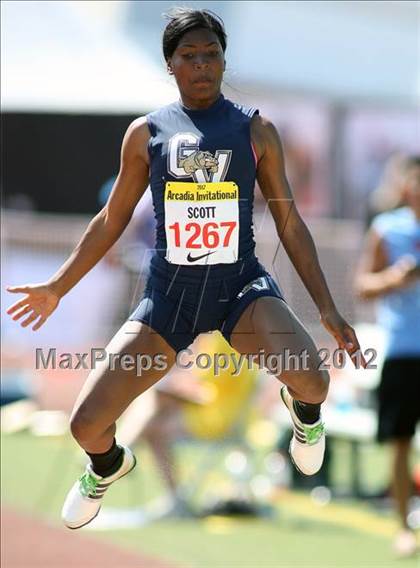 Thumbnail 2 in 45th Arcadia Invitational (Girls Field Events) photogallery.