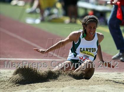 Thumbnail 2 in 45th Arcadia Invitational (Girls Field Events) photogallery.