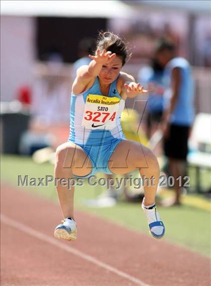 Thumbnail 1 in 45th Arcadia Invitational (Girls Field Events) photogallery.