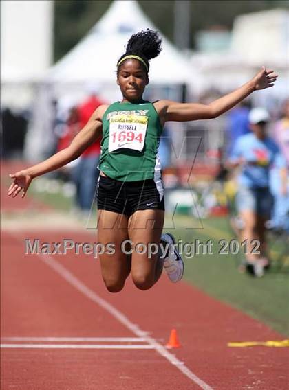 Thumbnail 1 in 45th Arcadia Invitational (Girls Field Events) photogallery.