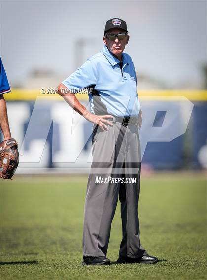 Thumbnail 3 in Valor Christian vs. Cherry Creek (CHSAA 5A District/Regional) photogallery.