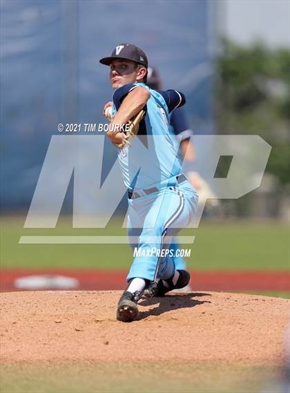 Thumbnail 2 in Valor Christian vs. Cherry Creek (CHSAA 5A District/Regional) photogallery.