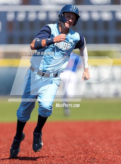 Thumbnail 1 in Valor Christian vs. Cherry Creek (CHSAA 5A District/Regional) photogallery.
