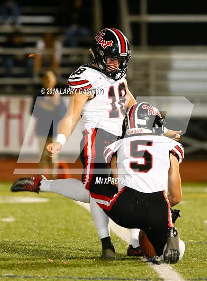 Thumbnail 3 in Hart vs. Golden Valley photogallery.