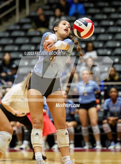 Thumbnail 2 in Harlan vs. Cinco Ranch (UIL 6A Volleyball Semi-Final) photogallery.