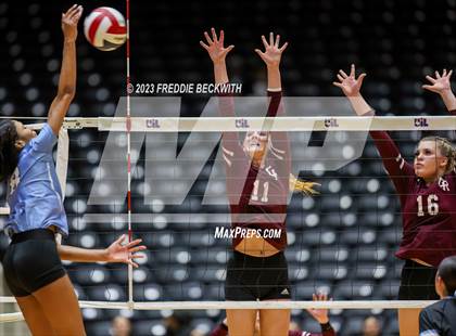 Thumbnail 1 in Harlan vs. Cinco Ranch (UIL 6A Volleyball Semi-Final) photogallery.