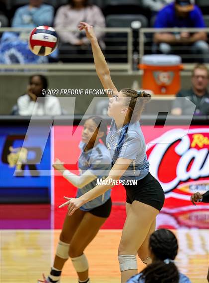 Thumbnail 1 in Harlan vs. Cinco Ranch (UIL 6A Volleyball Semi-Final) photogallery.