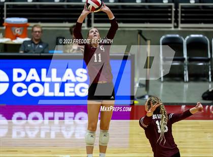 Thumbnail 2 in Harlan vs. Cinco Ranch (UIL 6A Volleyball Semi-Final) photogallery.