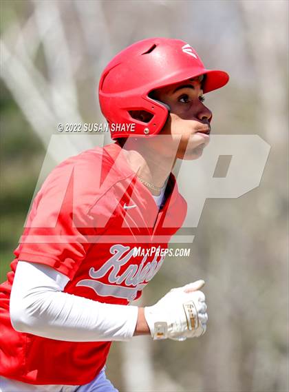 Thumbnail 1 in Catholic Memorial @ Wachusett Regional photogallery.