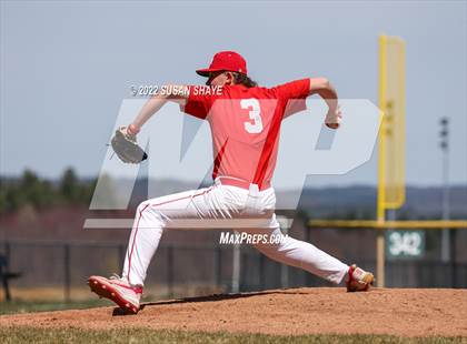 Thumbnail 3 in Catholic Memorial @ Wachusett Regional photogallery.
