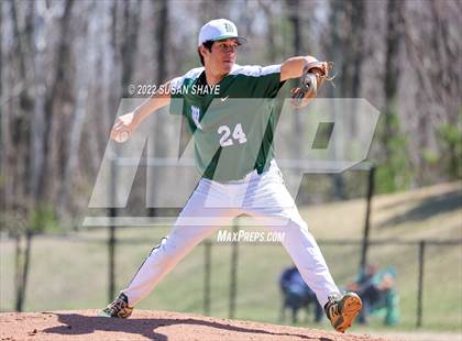 Thumbnail 3 in Catholic Memorial @ Wachusett Regional photogallery.