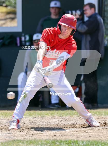 Thumbnail 3 in Catholic Memorial @ Wachusett Regional photogallery.