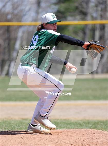 Thumbnail 2 in Catholic Memorial @ Wachusett Regional photogallery.